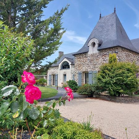 Hotel Gite Belle Fontaine Angrie Esterno foto